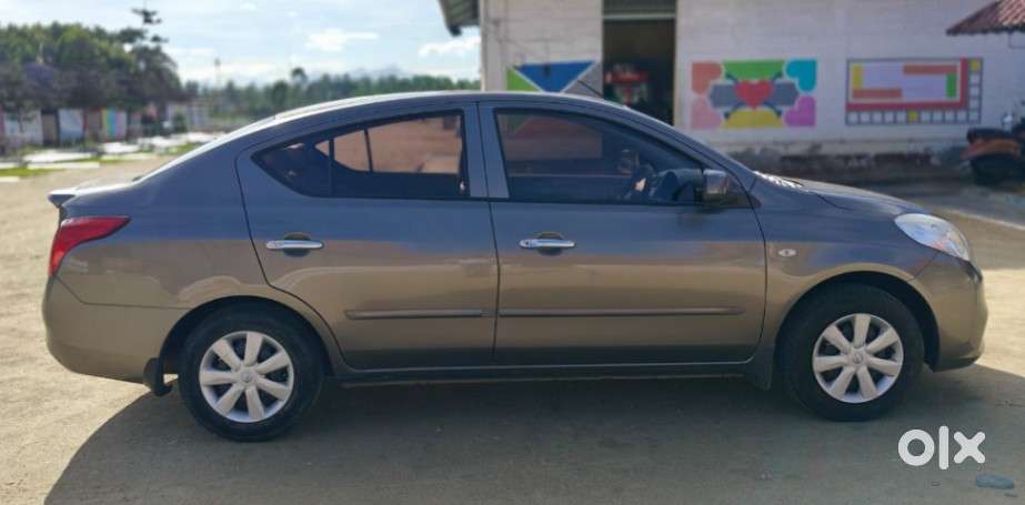 Nissan Sunny, 2012, Diesel
