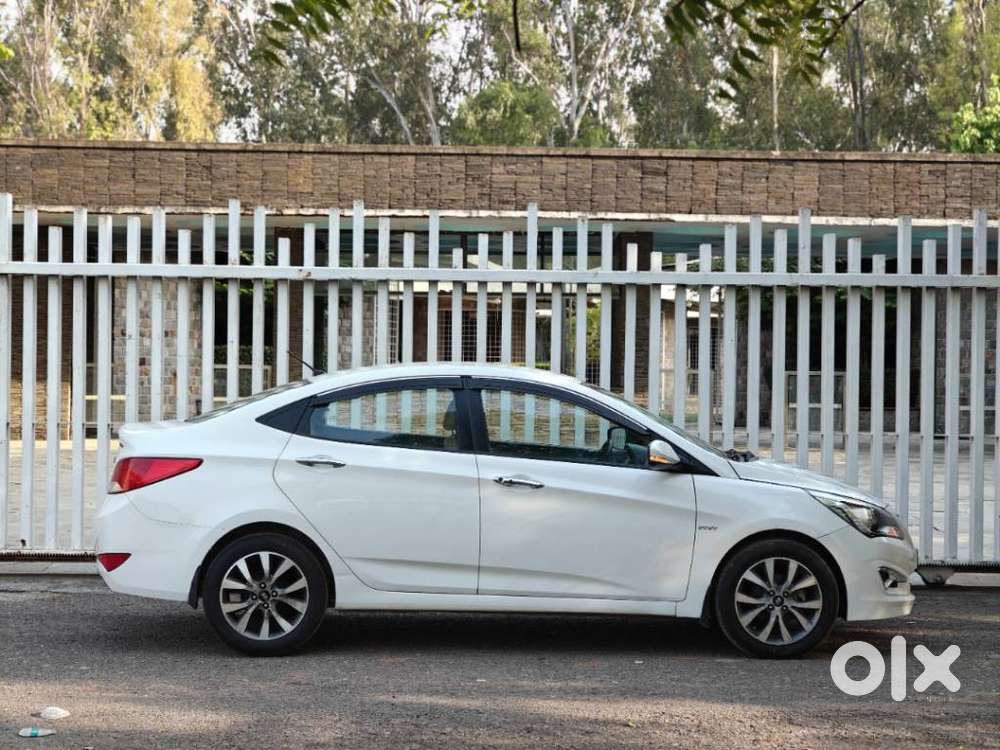 Hyundai Fluidic Verna 1.6 Vtvt Sx, 2015, Petrol
