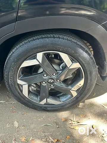 Hyundai Alcazar 2.0 Signature (o) Petrol At 7 Str, 2022, Petrol