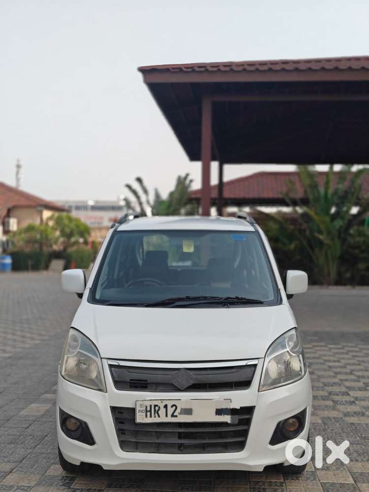 Maruti Suzuki Wagon R Vxi Amt Opt 1.2, 2017, Petrol