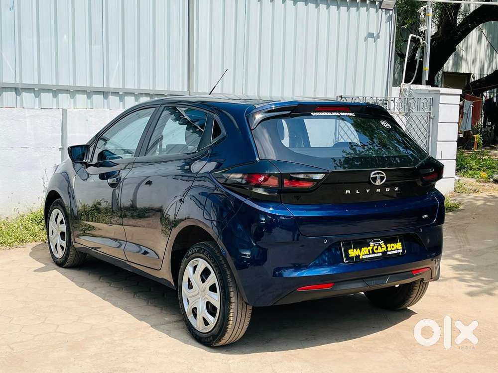 Tata Altroz 1.2 Xta Petrol Dct, 2023, Petrol
