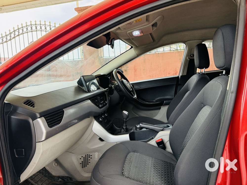 Tata Nexon Kraz Diesel, 2017, Diesel