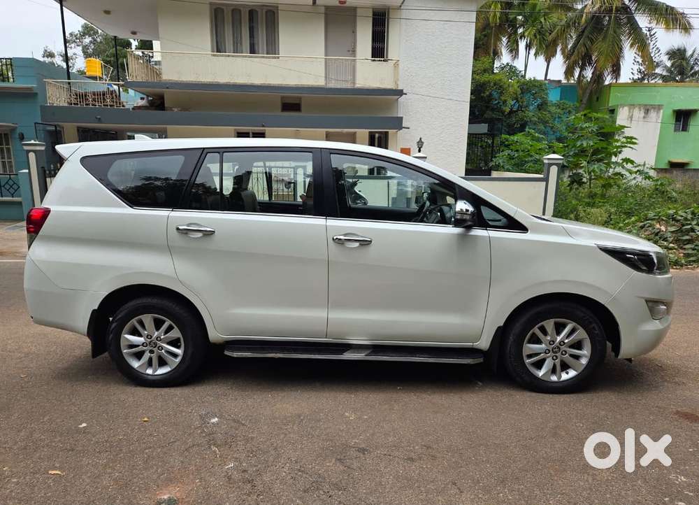 Toyota Innova Crysta 2.8 Z, 2017, Diesel