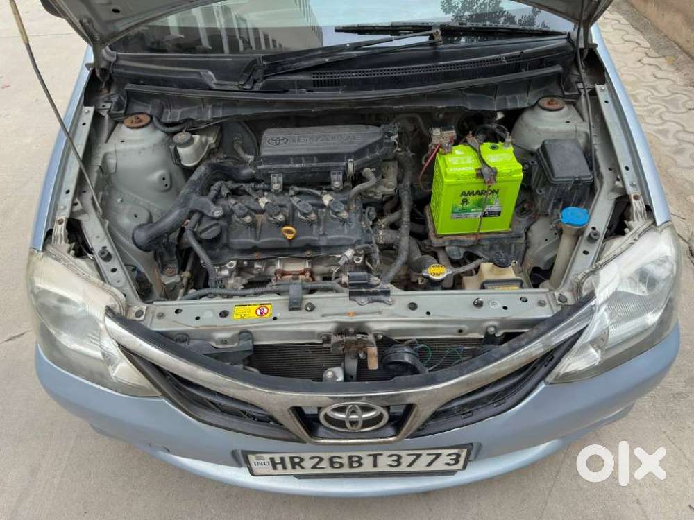 Toyota Etios V, 2012, Petrol