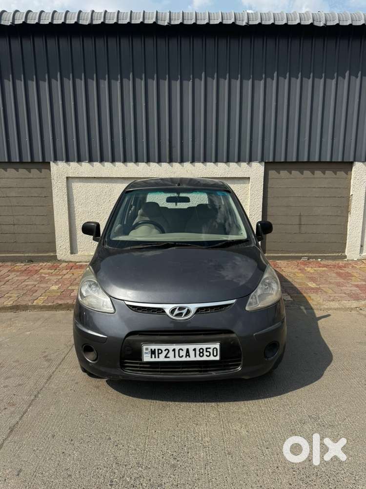 Hyundai I10 Magna Petrol + Cng 2nd Owner 2010