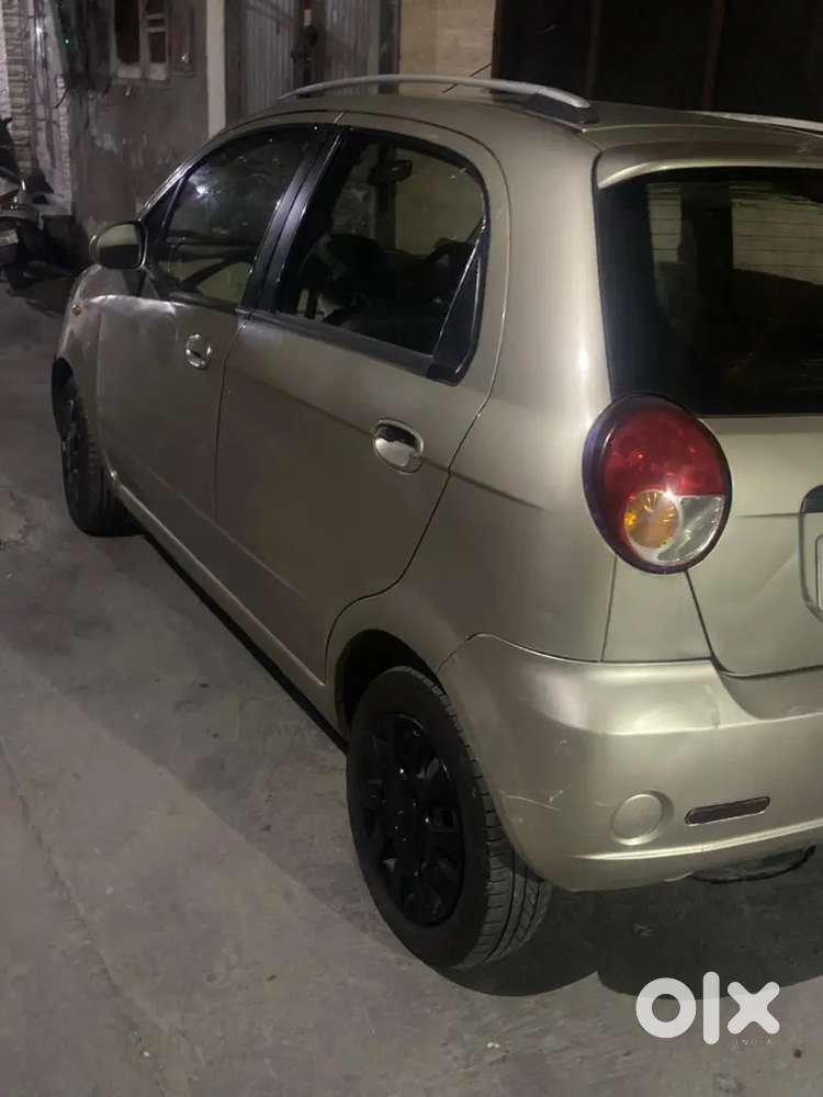 Chevrolet Spark 2011 Petrol Well Maintained