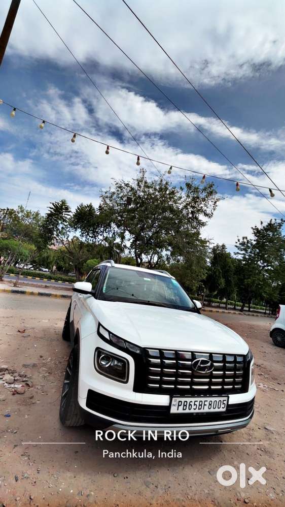 Hyundai Venue Petrol 2023