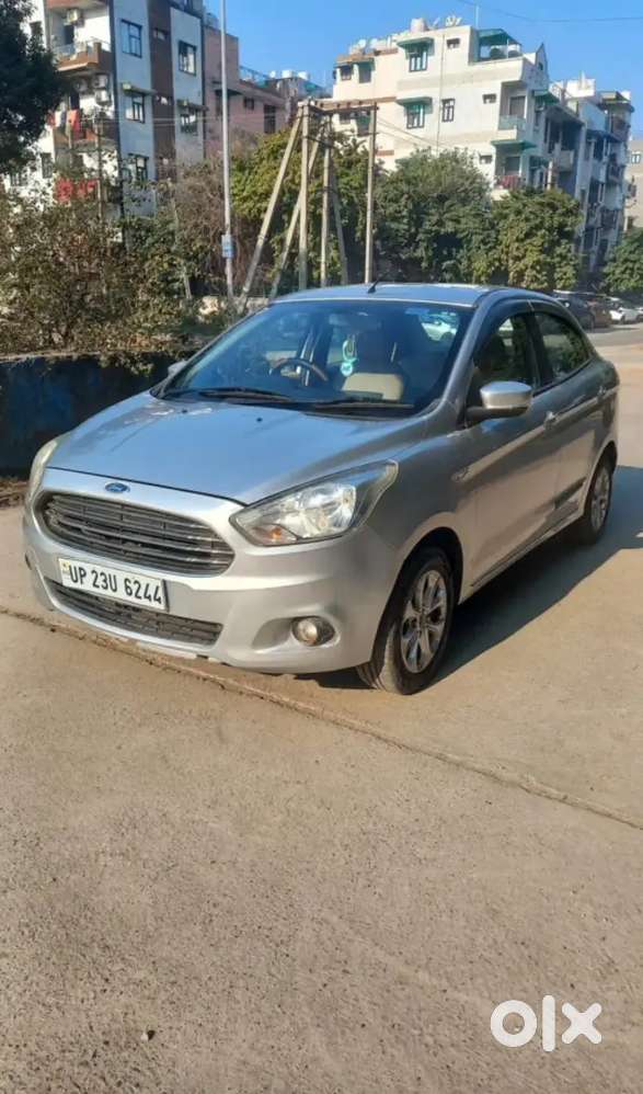 Ford Aspire Titanium Blu 2016