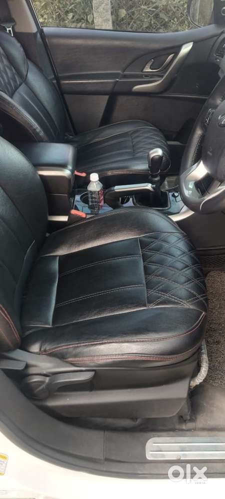 Mahindra Xuv500 W9, 2020, Diesel