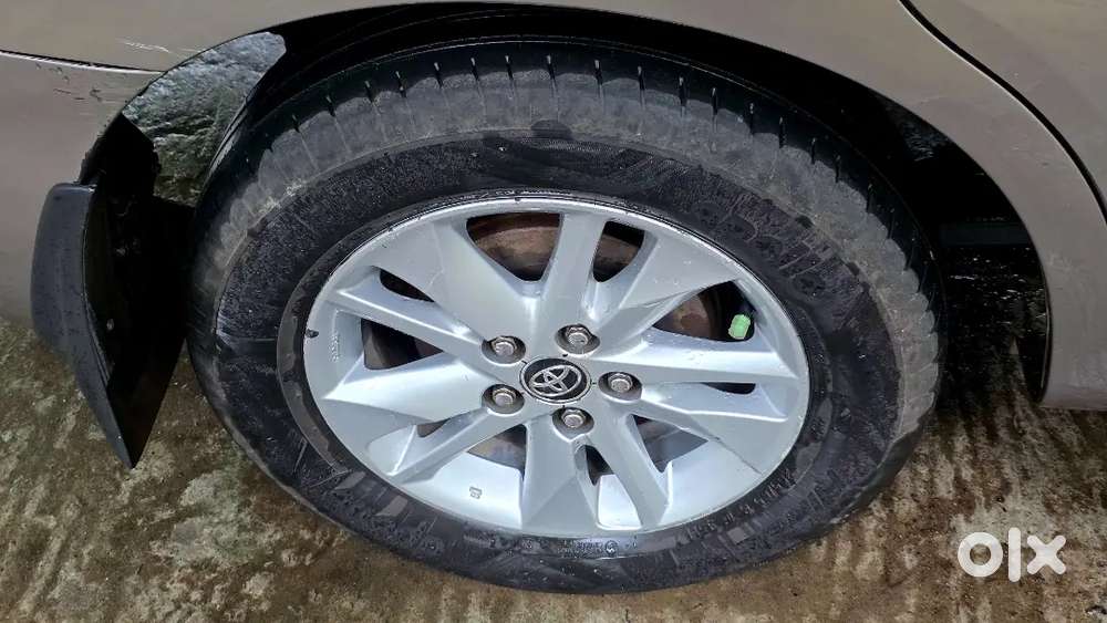 Toyota Innova Crysta 2019 Manual Diesel 2.4 G Mt
