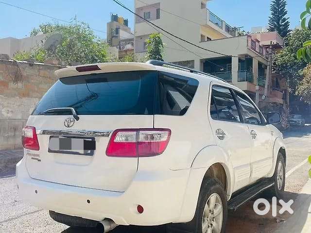 Toyota Fortuner 3.0 4x4 Manual, 2010, Diesel
