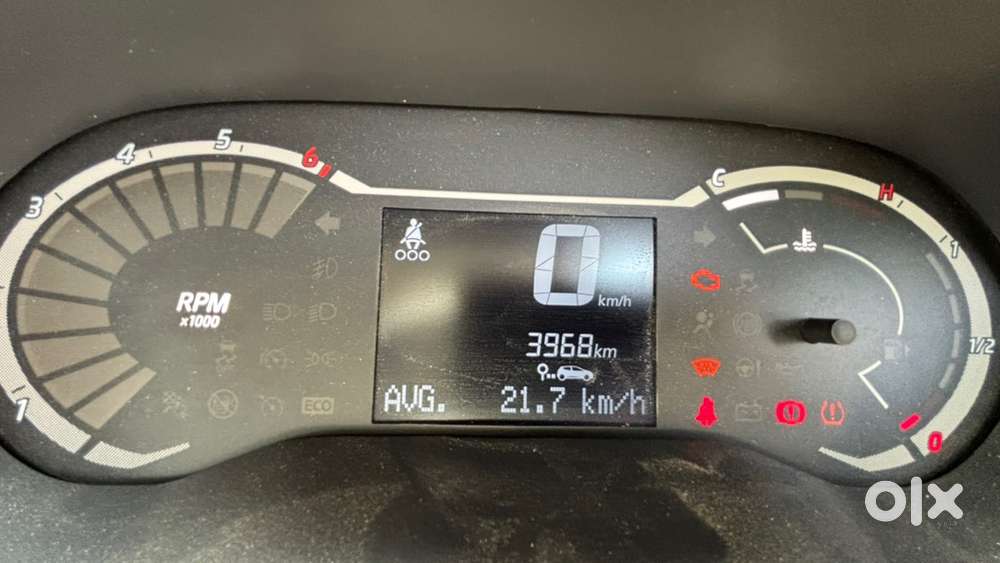 Nissan Megnite  2025 Model