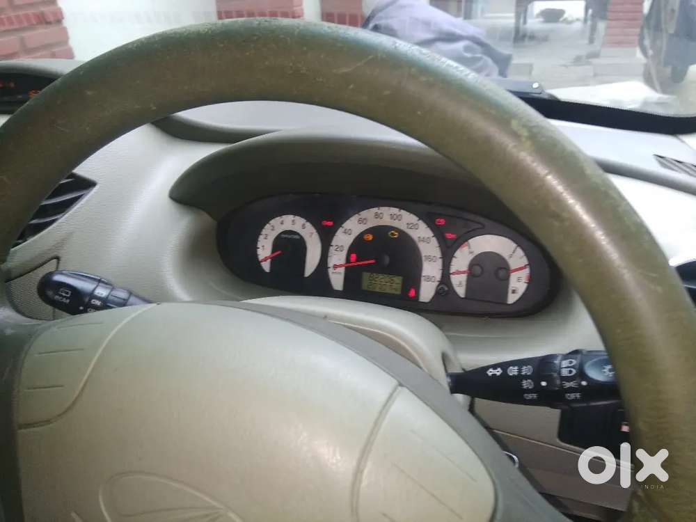 Mahindra Quanto 1.5 C8 2012 Diesel
