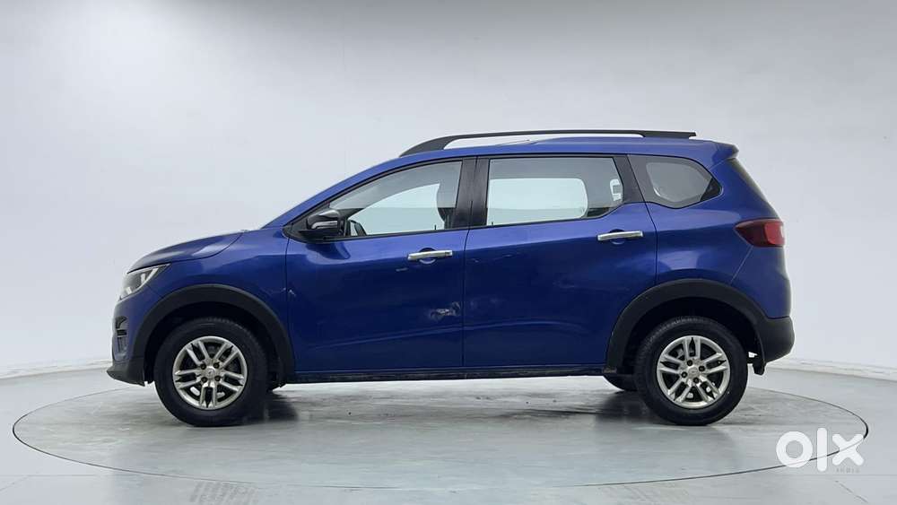 Renault Triber Rxt, 2022, Petrol