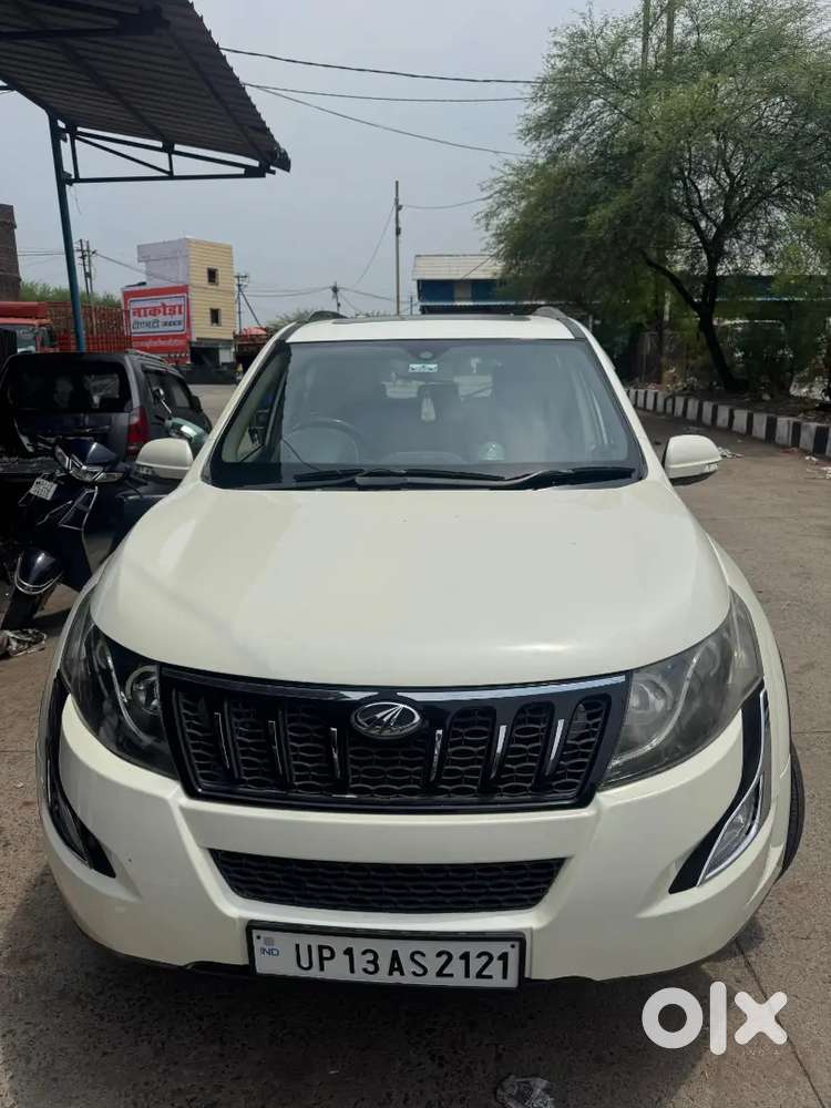 Mahindra Xuv500 2016 Diesel 100000 Km Driven