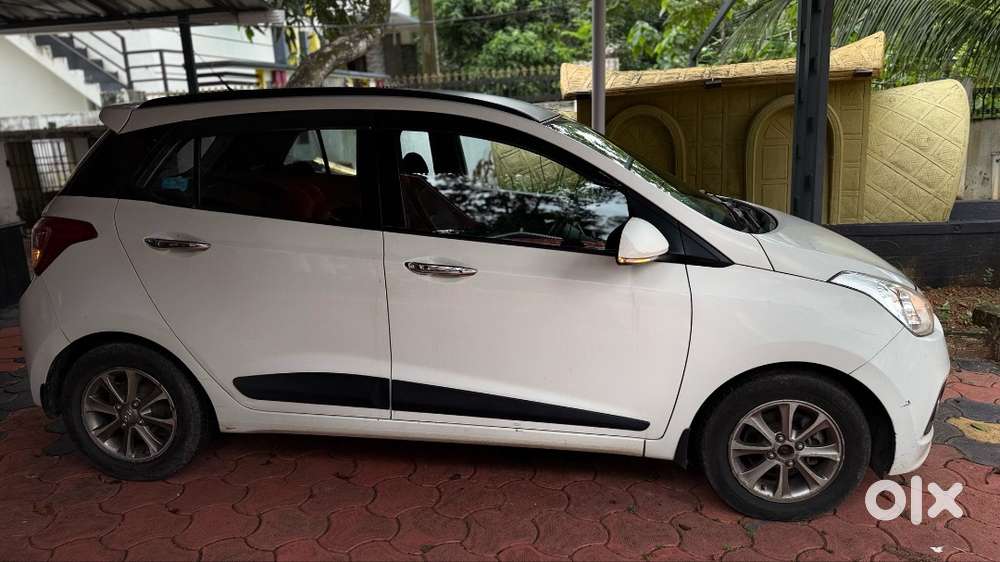 Hyundai Grand I10 2016 Petrol 87500 Km Driven