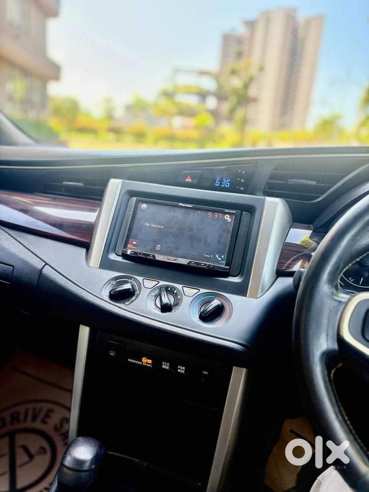 Toyota Innova Crysta