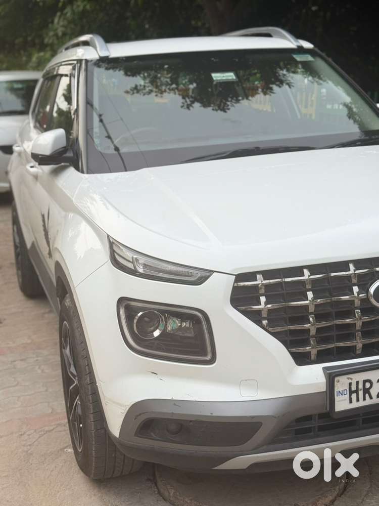 Hyundai Venue Diesel 2021
