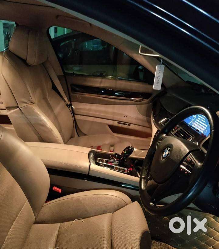 Bmw 7 Series 2009 Petrol 32000 Km Driven