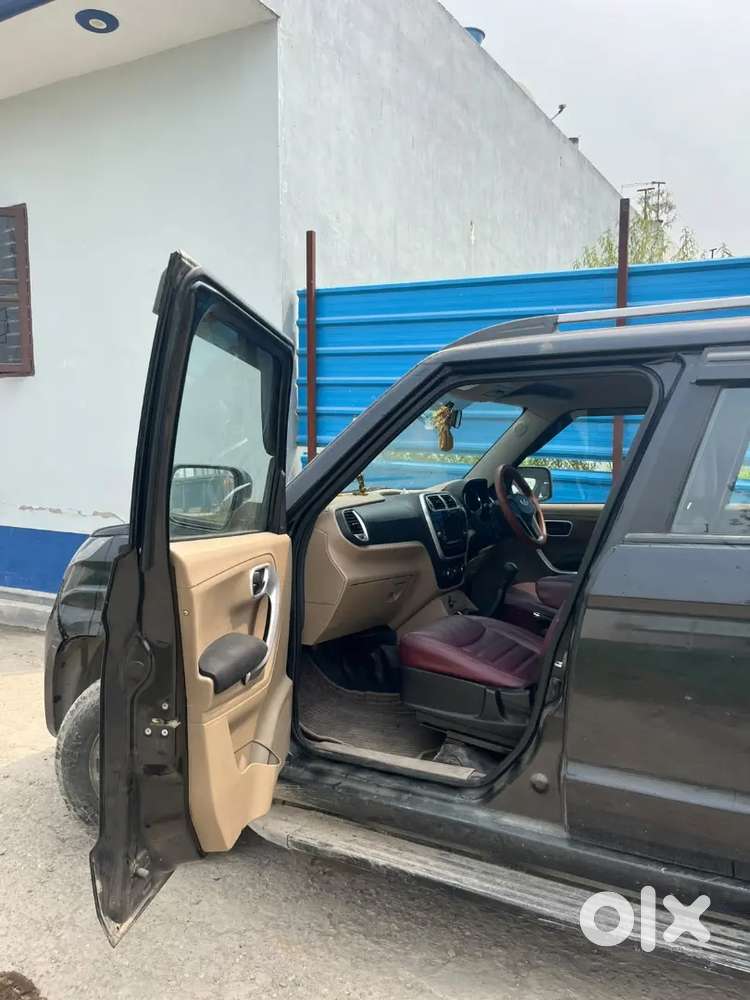 Mahindra Tuv 300 2017 Diesel Well Maintained