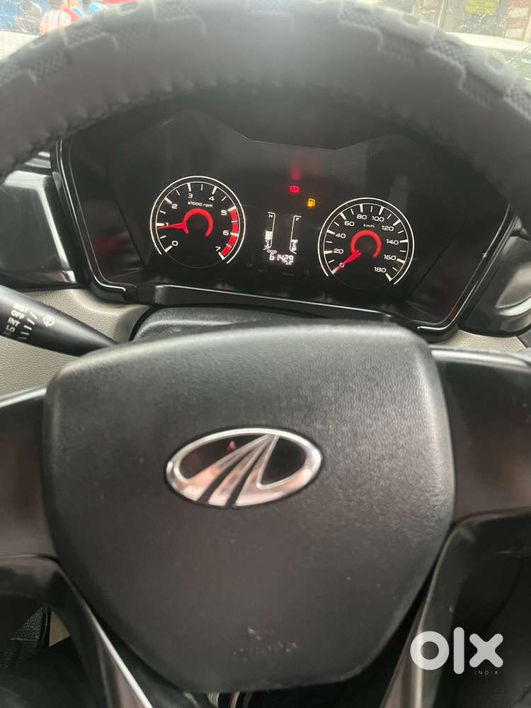 Mahindra Kuv 100 Mfalcon G80 K4 Plus, 2016, Petrol