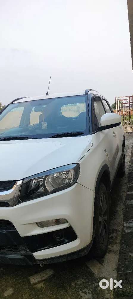 Maruti Suzuki Brezza Automatic 2018 Diesel 108000 Km Driven For Sale