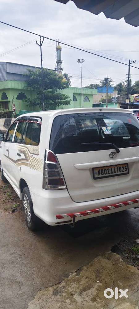 Toyota Innova 2.5 G (diesel) 8 Seater, 2012