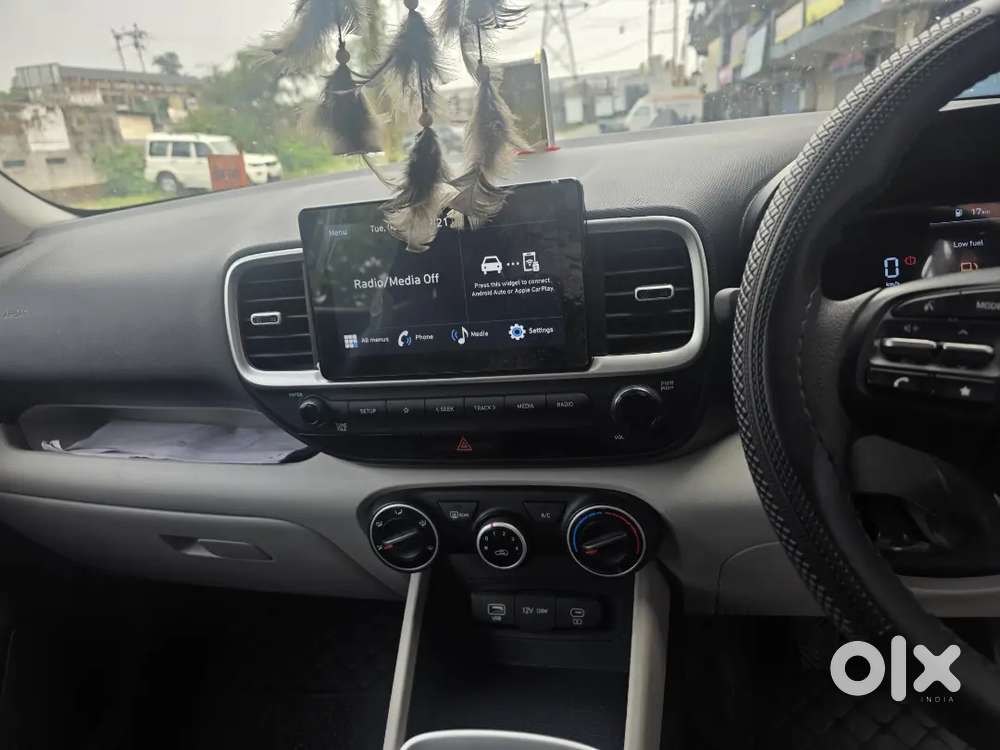 2024 Hyundai Venue Petrol | 1st Owner | Only 8,781 Km | Excellent Cond