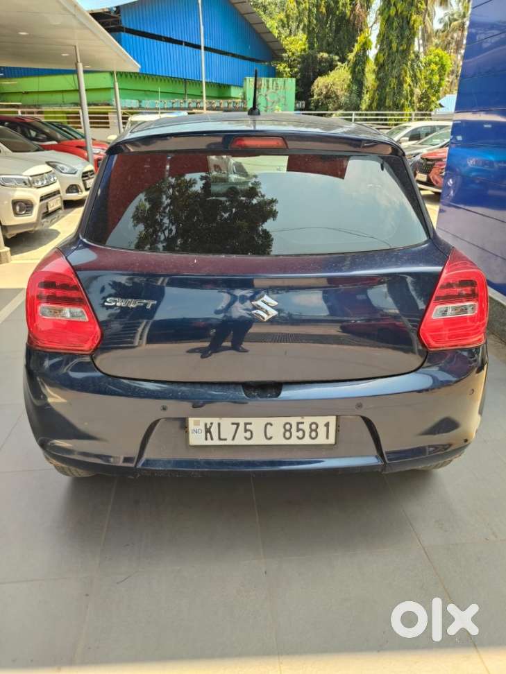 Maruti Suzuki Swift Vxi, 2023, Petrol