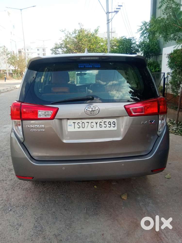 Toyota Innova Crysta
