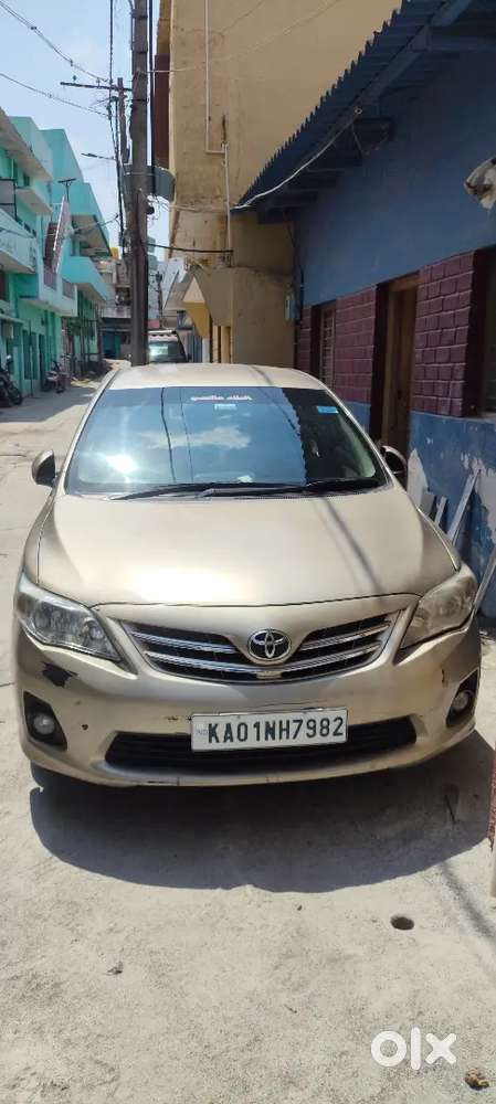 Toyota Corolla Altis 2011 Petrol Well Maintained