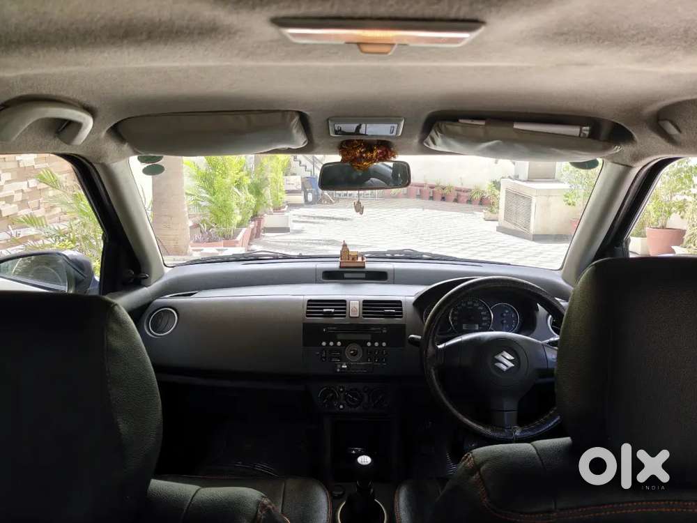 Maruti Suzuki Dzire 2009 Cng & Petrol 111000 Km Driven