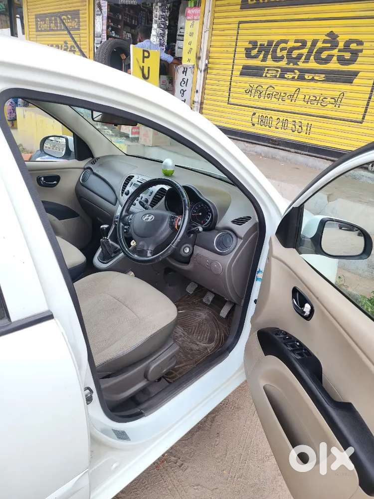 Hyundai I10 2011 Petrol Well Maintained