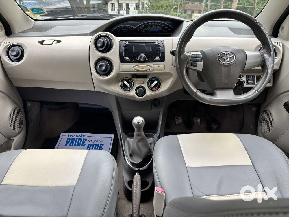 Toyota Etios Liva Vx, 2015, Petrol