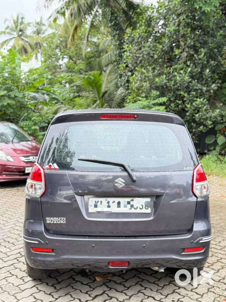 Maruti Suzuki Ertiga Zxi, 2013, Petrol
