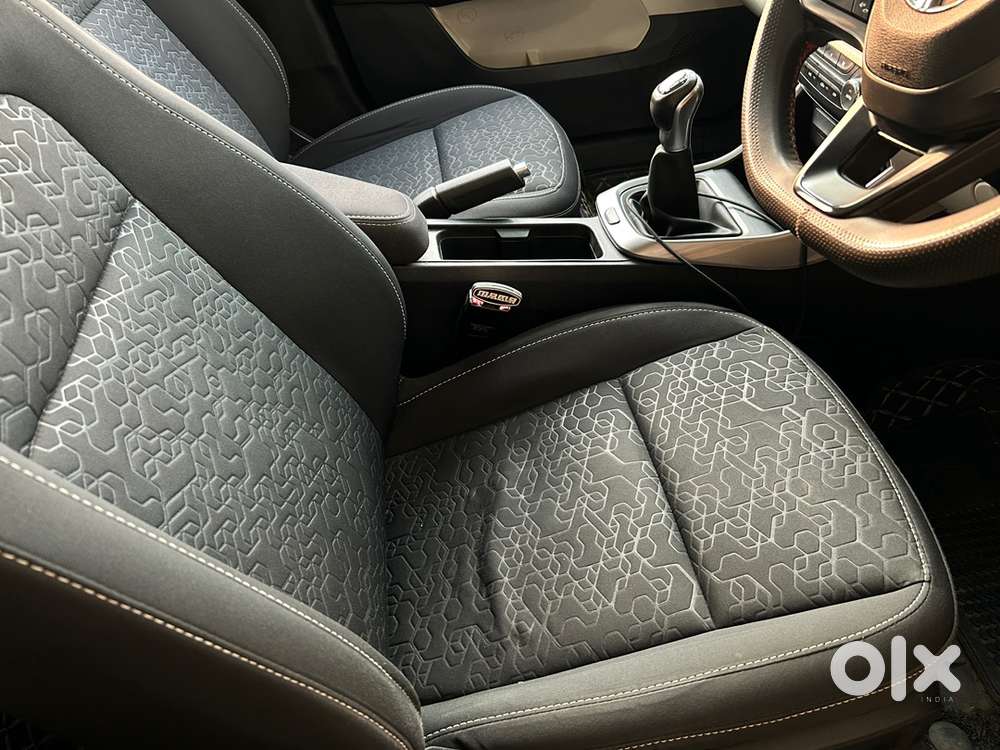 Tata Altroz Petrol Looking For Serious Buyer