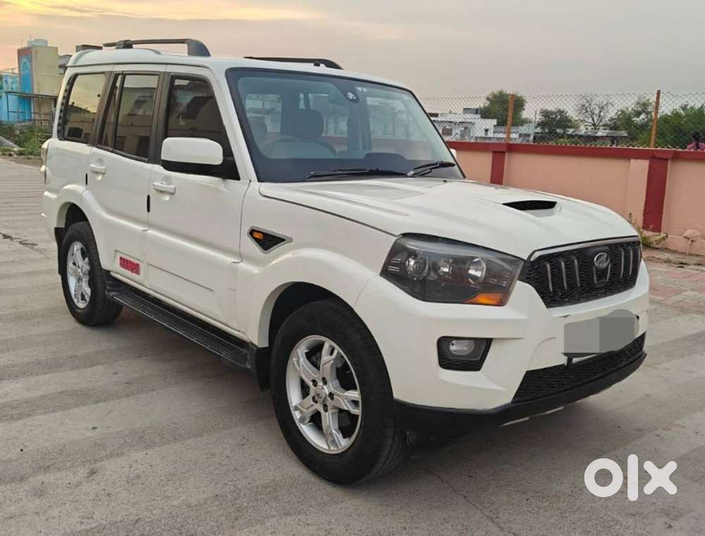 Mahindra Scorpio S10, 2017, Diesel