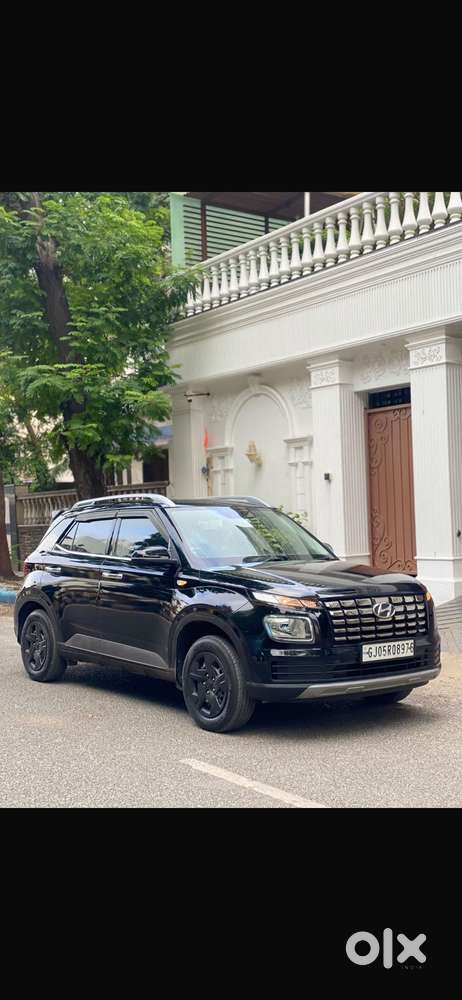 Hyundai Venue 1.2 S Plus, 2022, Cng & Hybrids