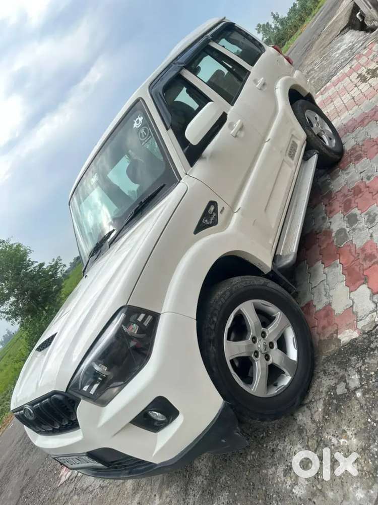 Mahindra Scorpio S5 Plus 2019