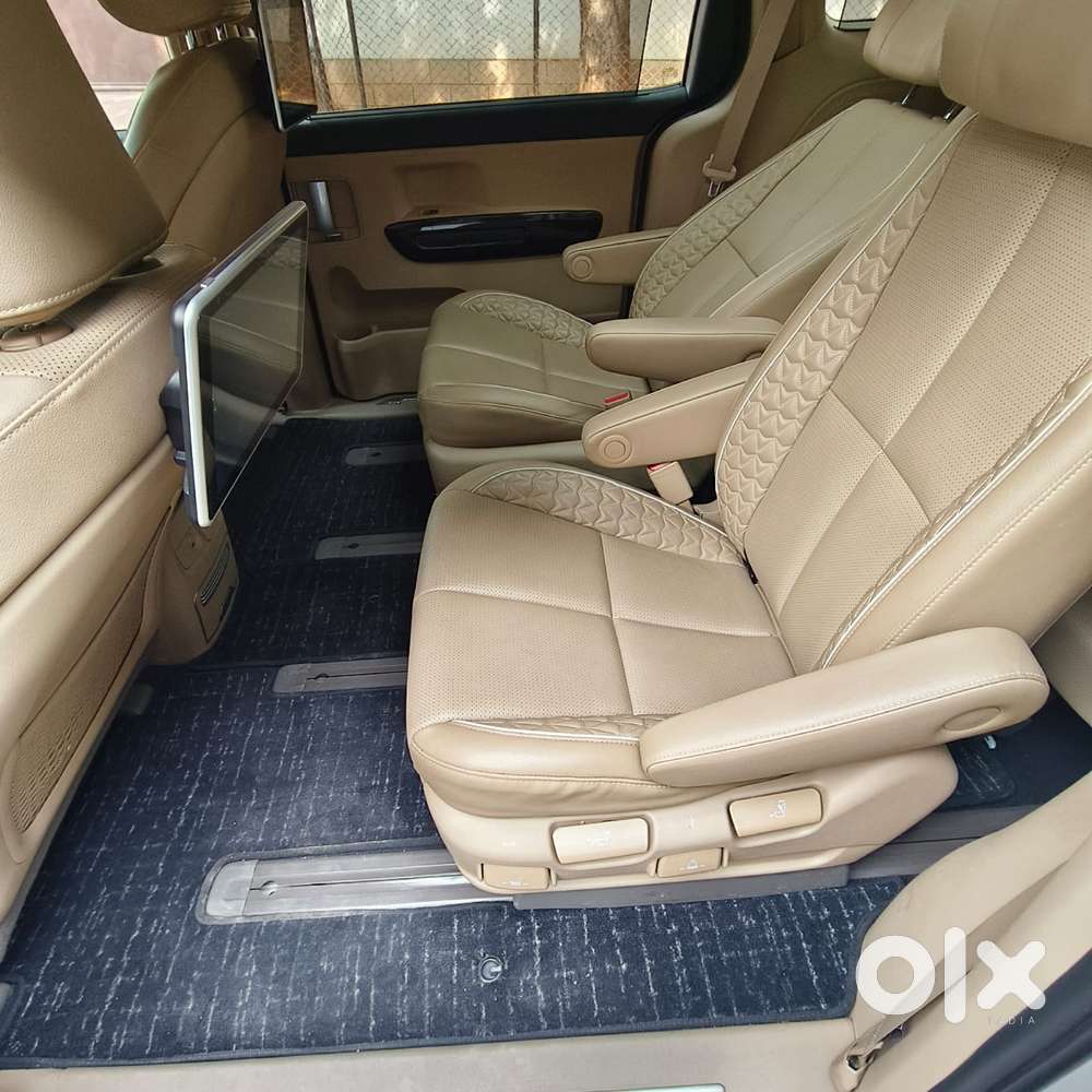 Kia Carnival Limousine Plus 7 Str, 2022, Diesel