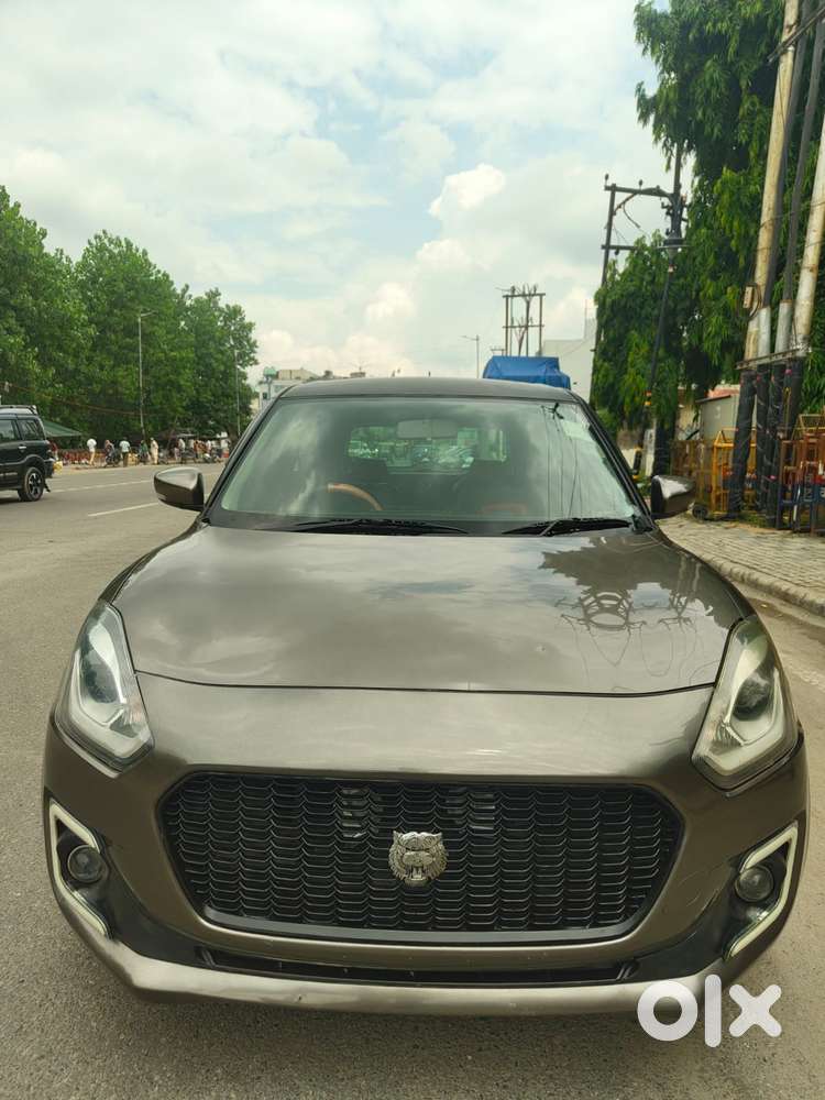Maruti Suzuki Swift Vxi 1.2 Abs Bs-iv, 2018, Petrol