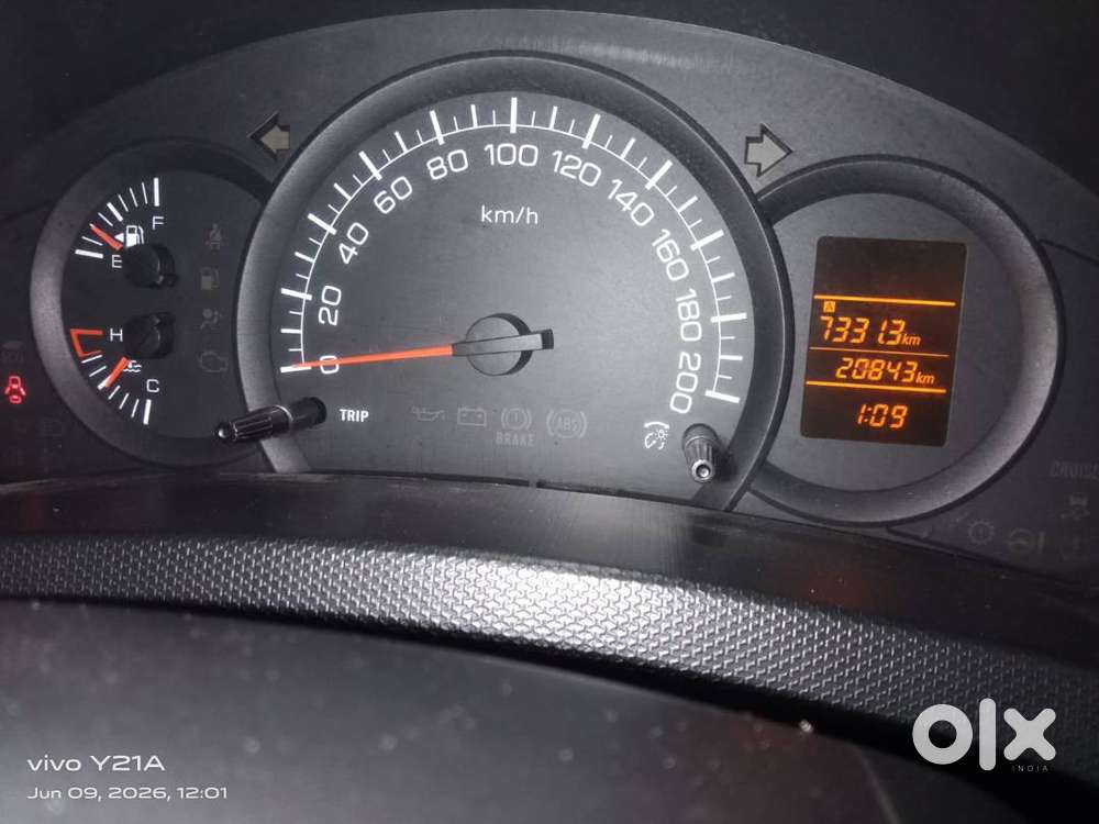 Maruti Suzuki Swift-lxi