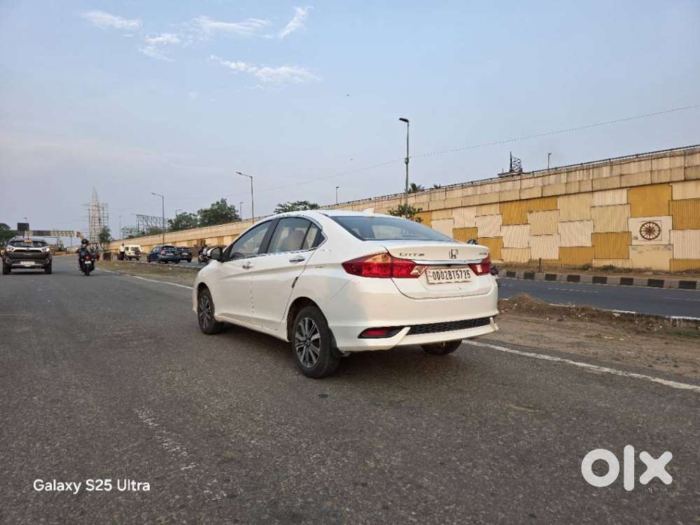 Honda City 1.5 Zx I-vtec Mt, 2021, Petrol