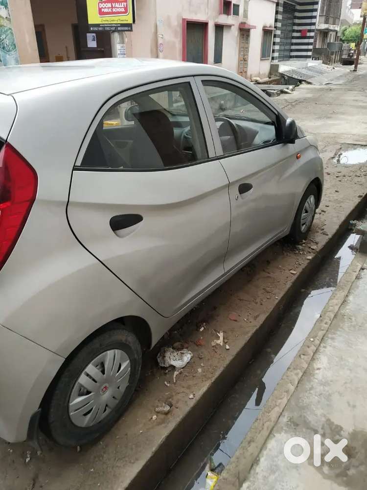 Hyundai Eon D-lite Petrol Manual 2015 Year