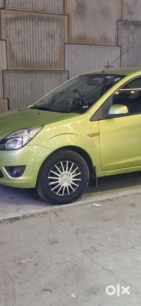 Ford Figo 2012 Diesel 70600 Km Driven
