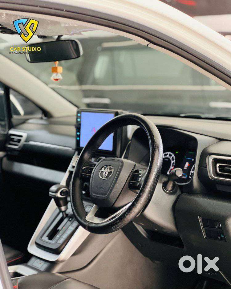 Toyota Innova Hycross 2.0 Gx 7 Str, 2024, Petrol