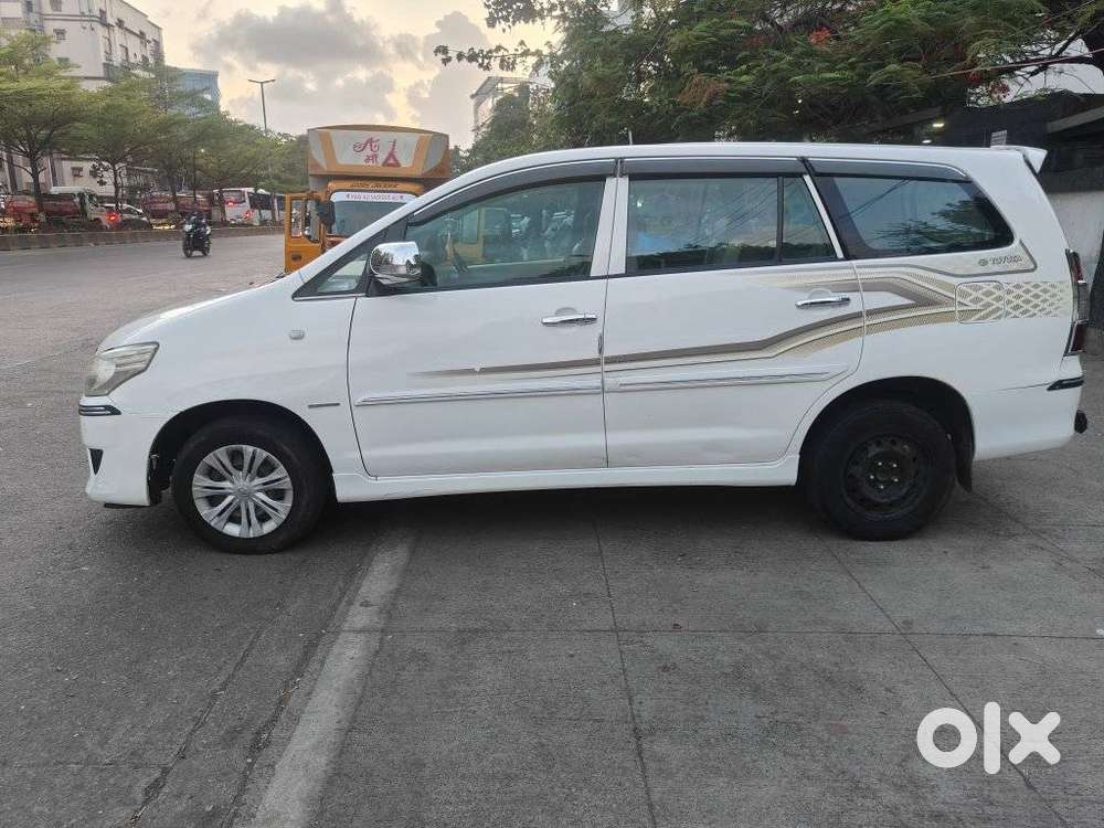Toyota Innova 2.5 Gx 8 Str Bs-iii, 2012, Diesel