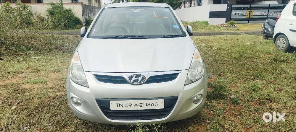 Hyundai I20 Asta Petrol 2010 Variant