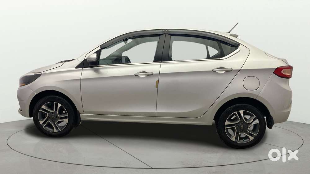 Tata Tigor Xza, 2018, Petrol