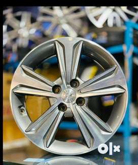 Hyundai Alloy Wheel in India Free classifieds in India OLX